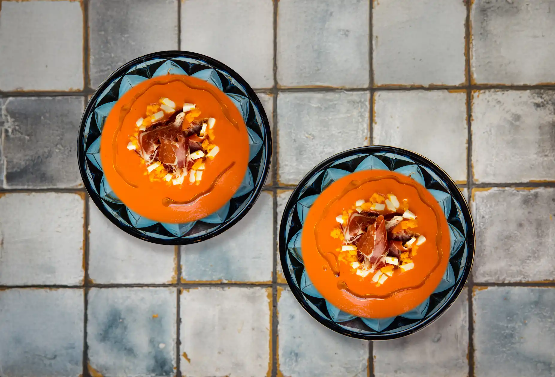 Salmorejo García Millán au jambon et à l’œuf.
